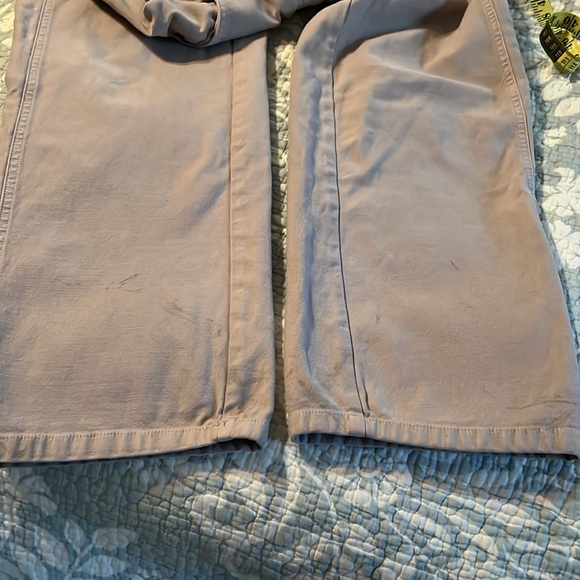 ARITZIA Wilfred Free size 00 Pants- EUC EXCEPT FOR STAINING ON LOWER LEG - Picture 7 of 9